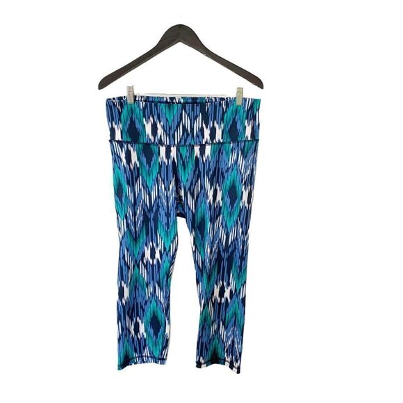 Old Navy Blue Green Black Abstract Printed Go-Dry Elevate Leggings - Picture 1 of 7